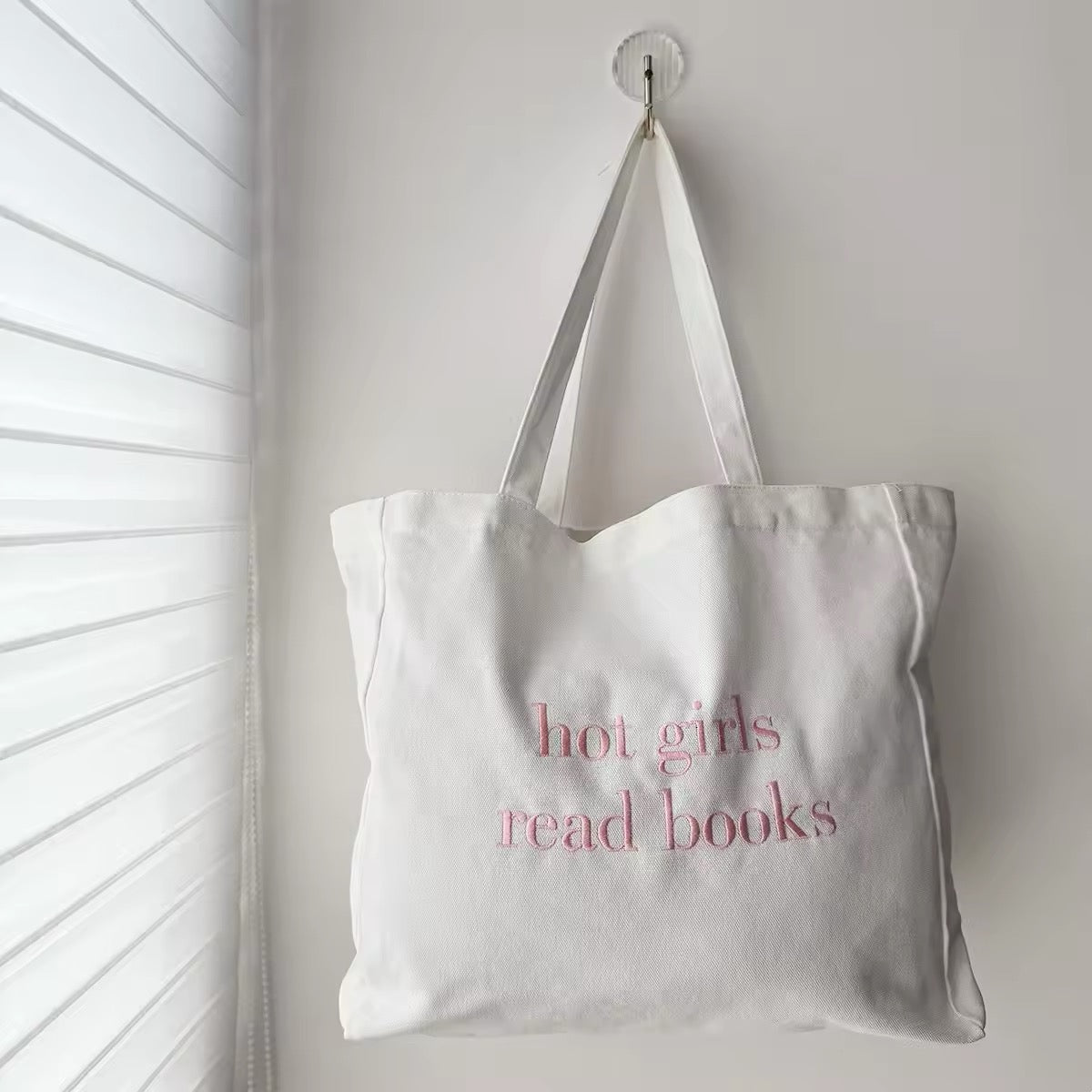 Hot Girls Read Books Tote Bag