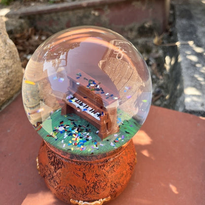Piano Snowglobe