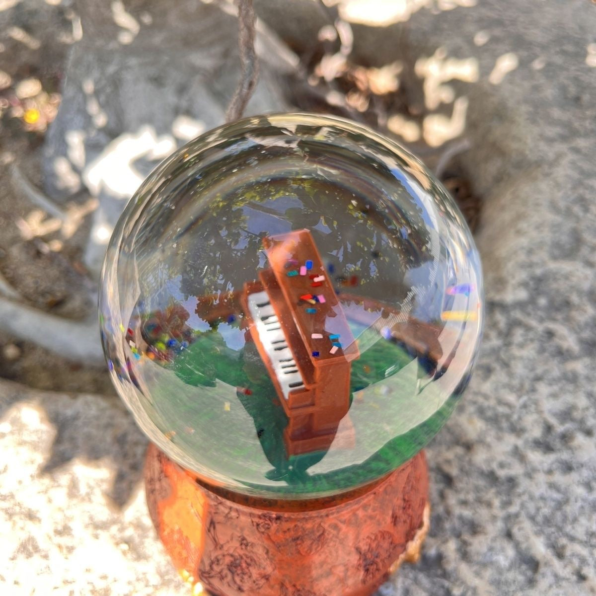 Piano Snowglobe