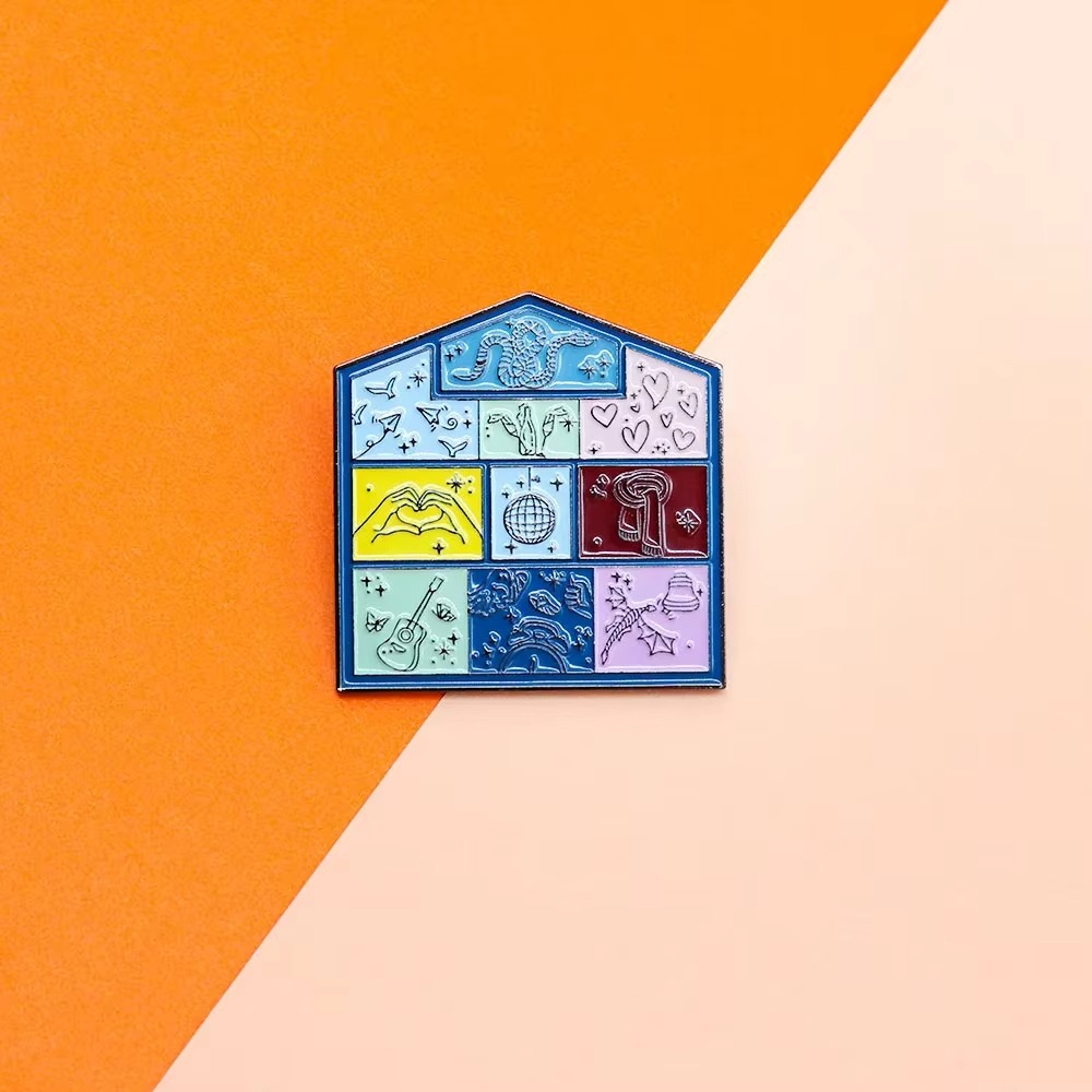 Lover House Enamil Pin