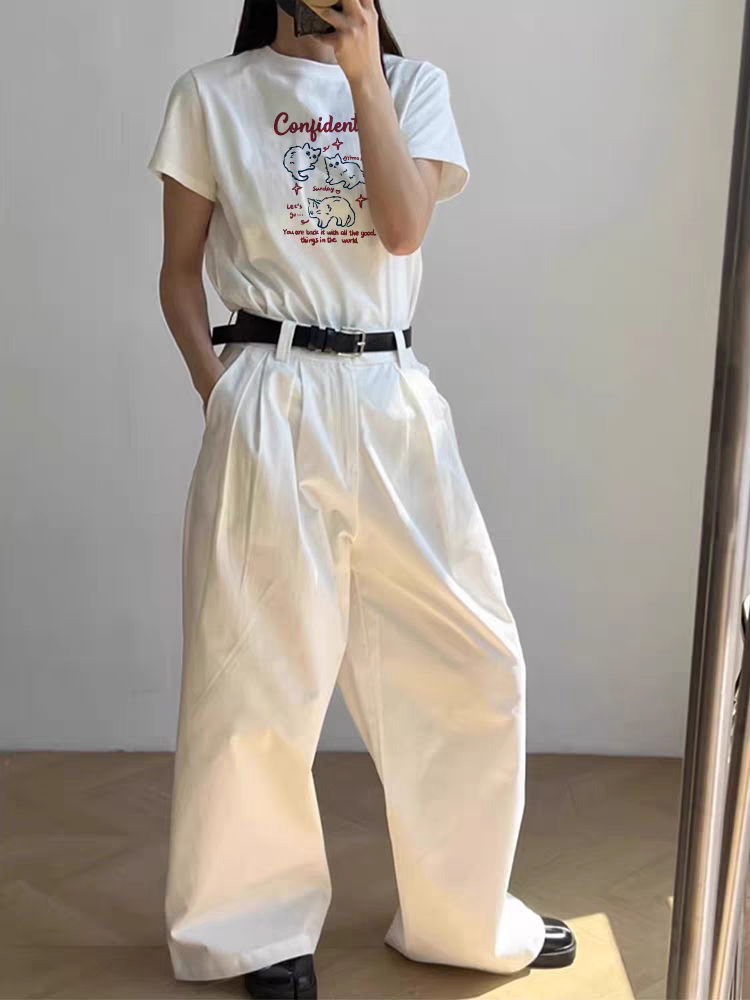 Confidently Sunday Tee