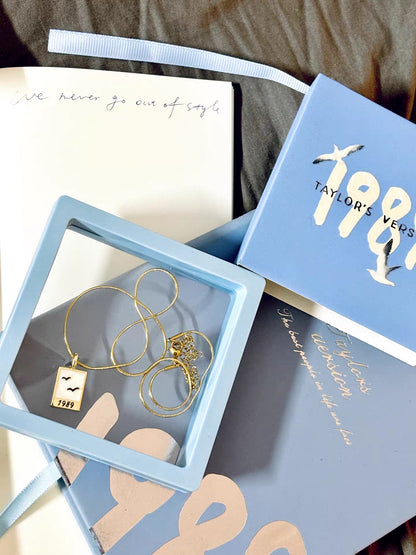 1989 Seagull Necklace