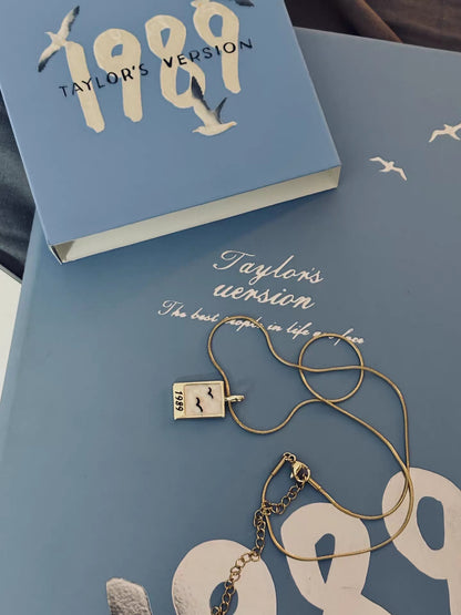 1989 Seagull Necklace